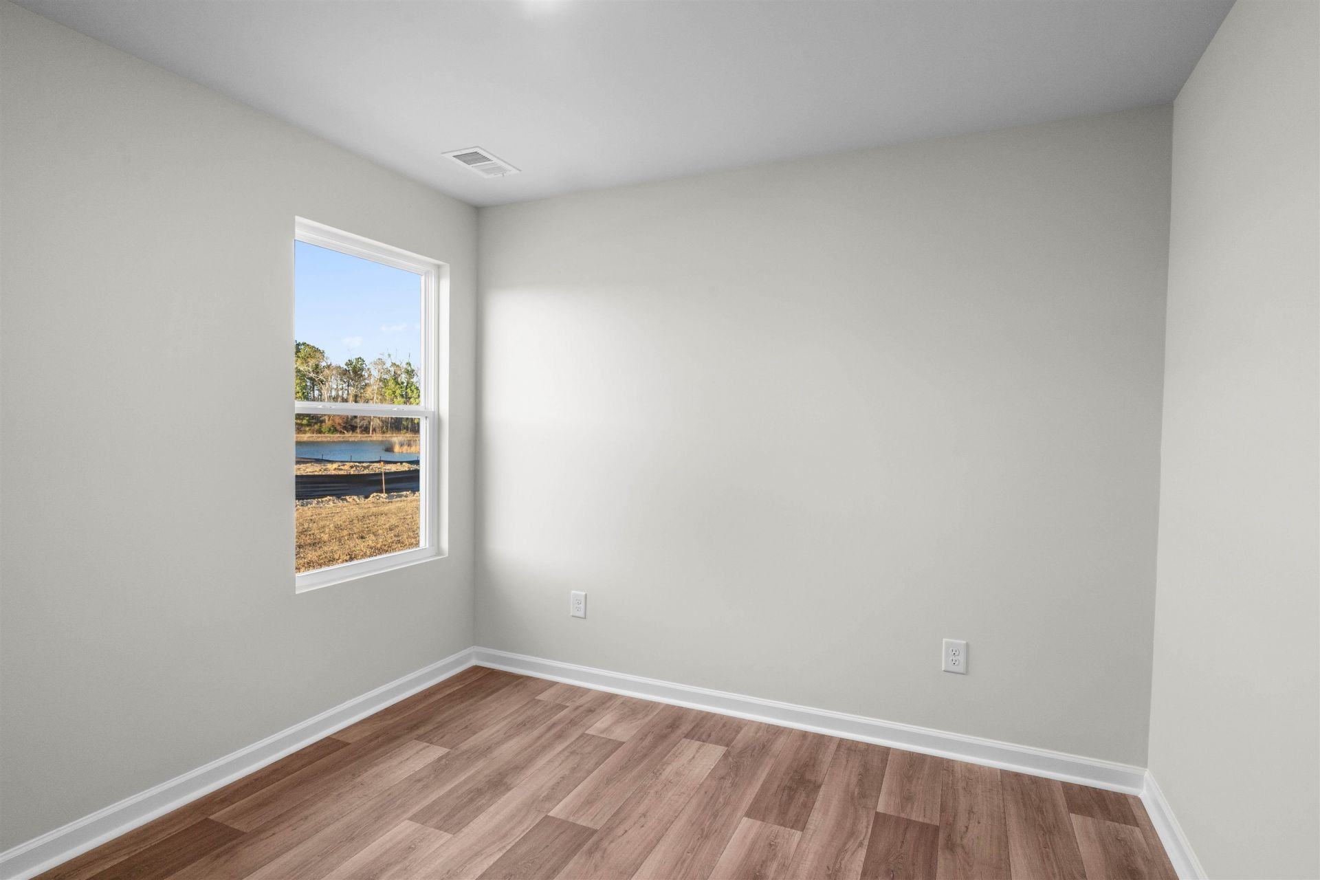 637 Green Valley Way Photo 21