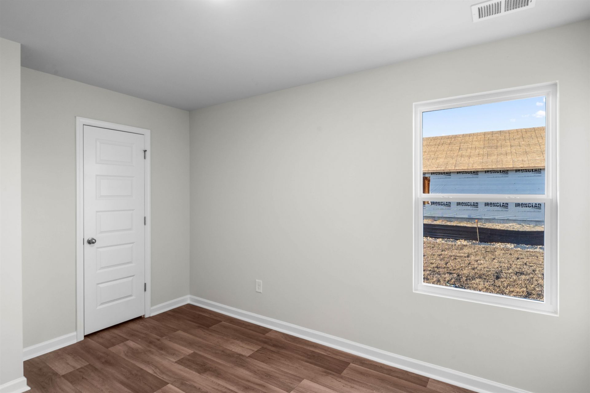 637 Green Valley Way Photo 22