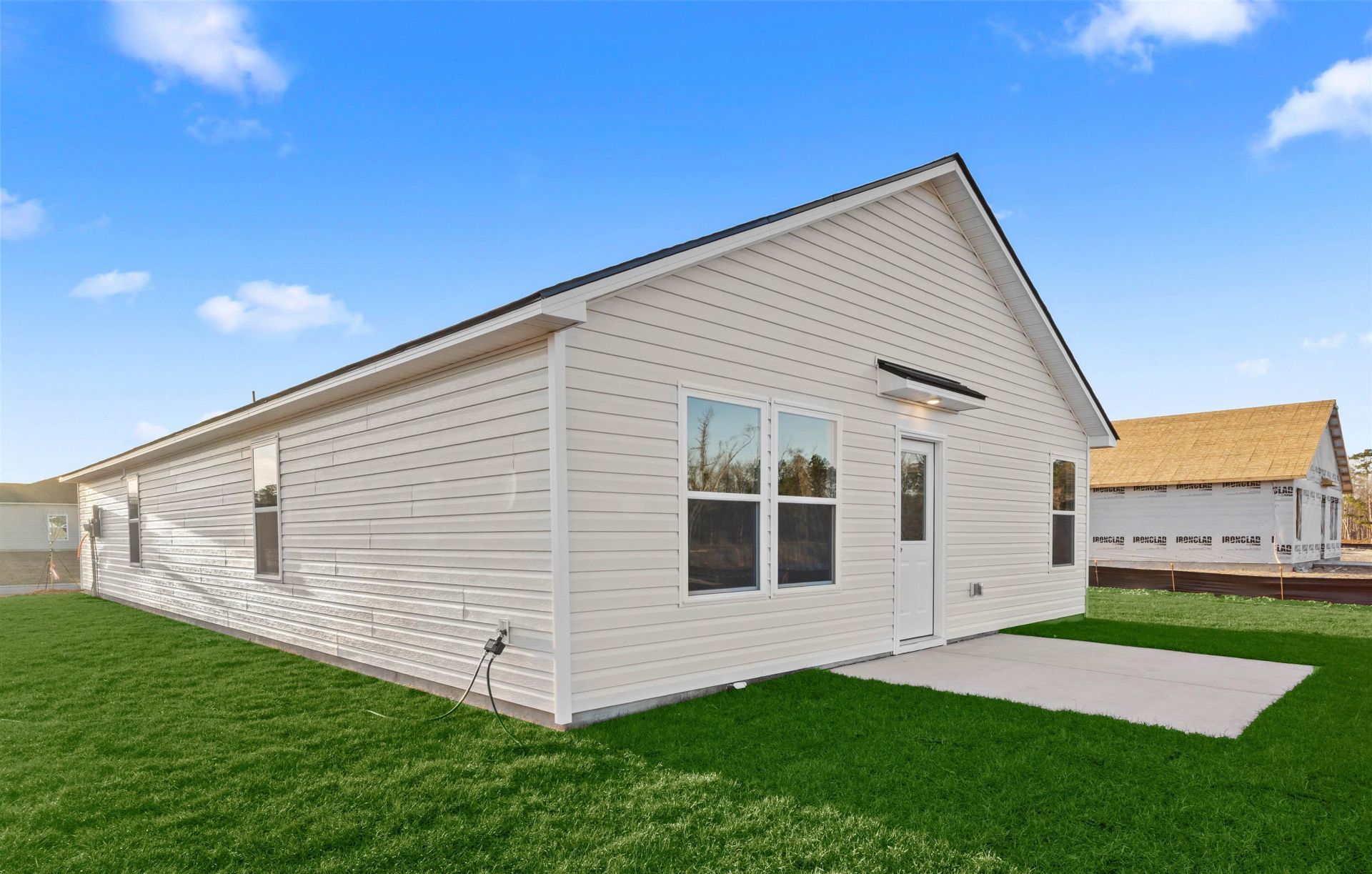 637 Green Valley Way Photo 4