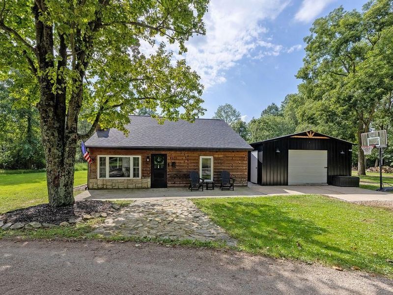 1621 Hogback Road, Sunbury, OH 43074 Photo 3