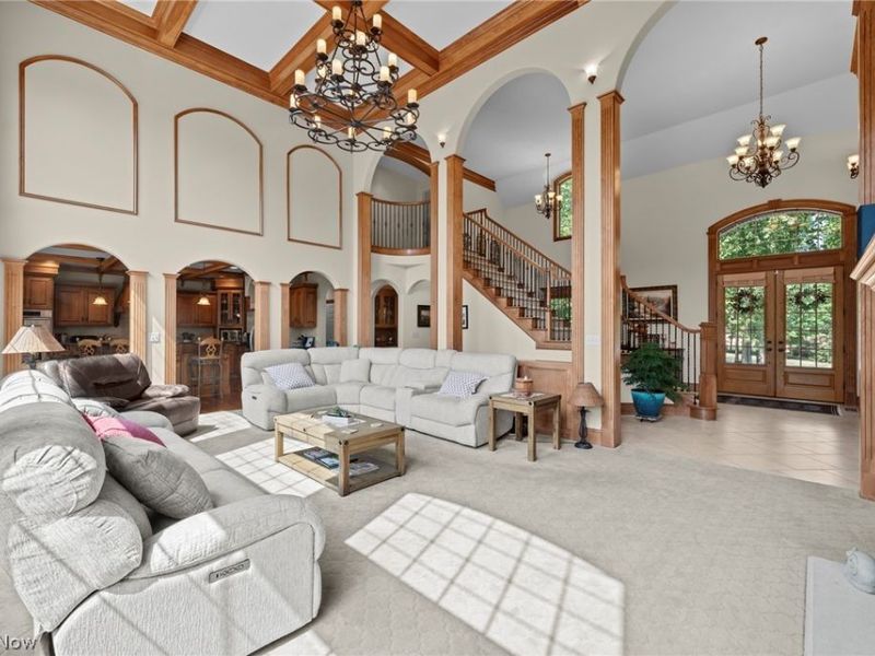 2060 Woodshire Lane, Medina, OH 44256 Photo 8