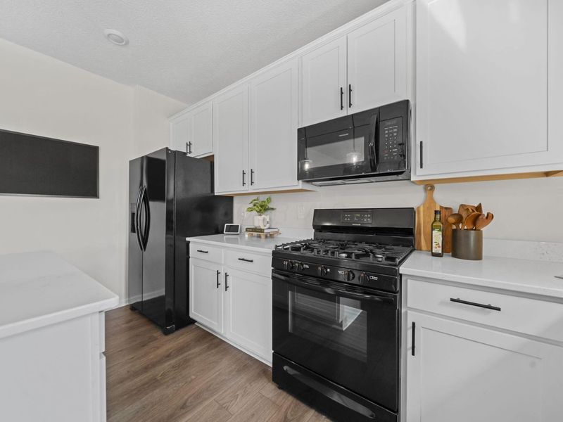 422 Quincy Circle, London, OH 43140 Photo 15