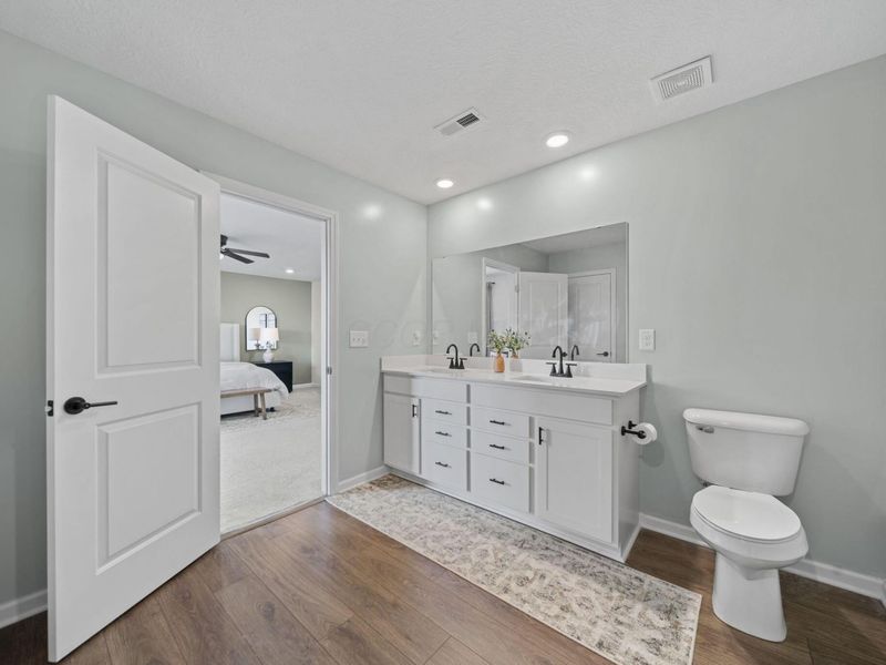 422 Quincy Circle, London, OH 43140 Photo 36