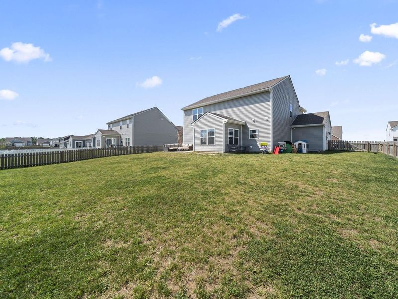 422 Quincy Circle, London, OH 43140 Photo 48