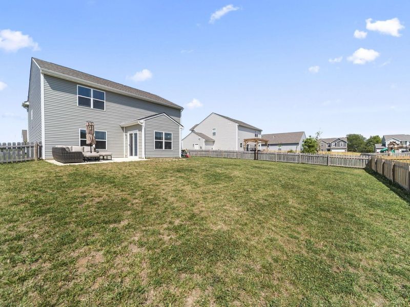422 Quincy Circle, London, OH 43140 Photo 49