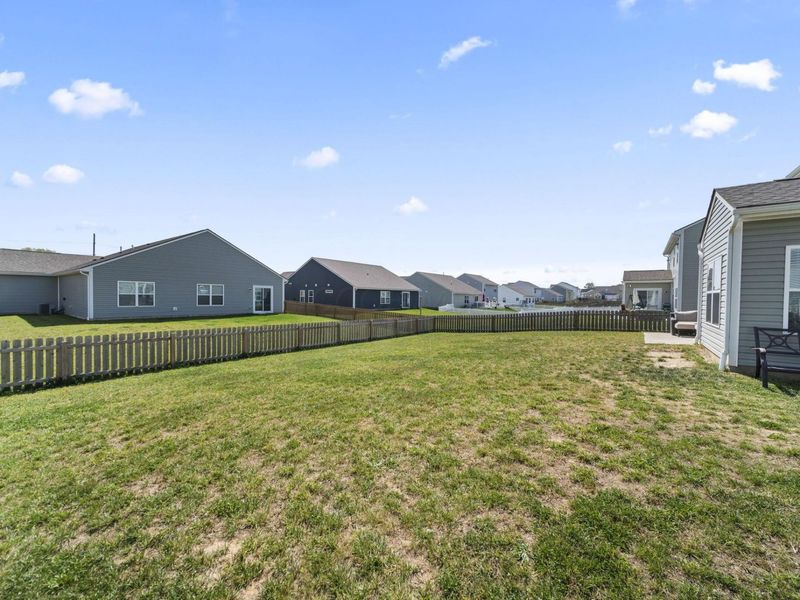 422 Quincy Circle, London, OH 43140 Photo 51