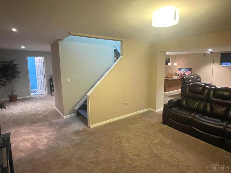 334 Glensford Drive, Springdale, OH 45246 Photo 32
