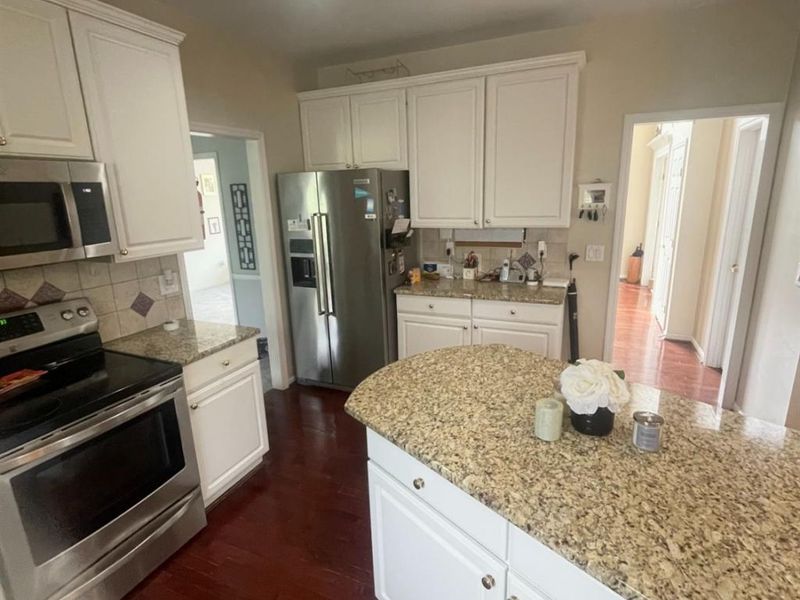 334 Glensford Drive, Springdale, OH 45246 Photo 5