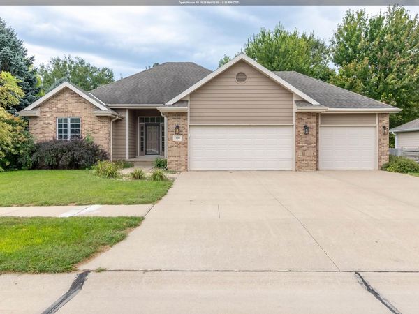 500 Oxbow Trail, Dakota Dunes, SD 57049