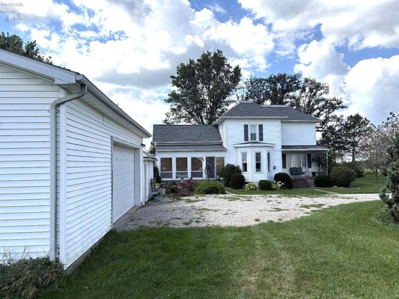 5981 Sherman-Norwich Road, Bellevue, OH 44811 Photo 22
