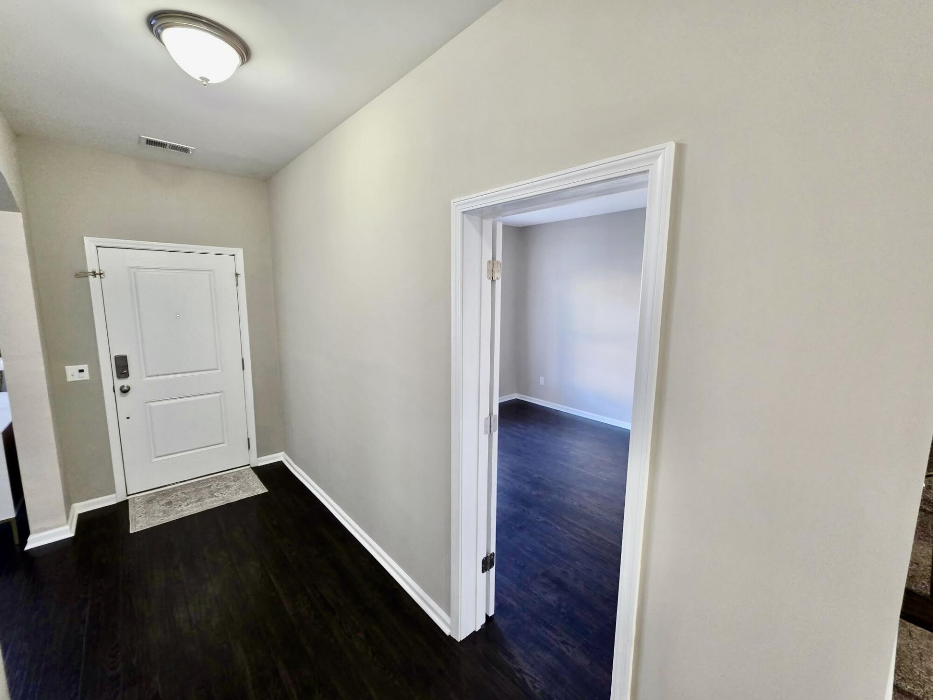 514 Mountain Laurel Circle Photo 5