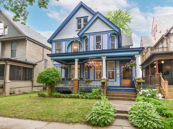 933 N 34th STREET, Milwaukee, WI 53208