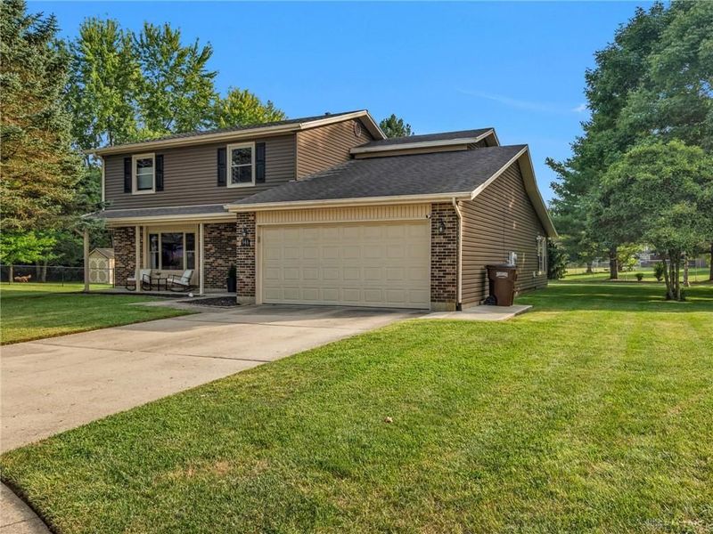 946 Wenlock Court, Fairborn, OH 45324 Photo 3