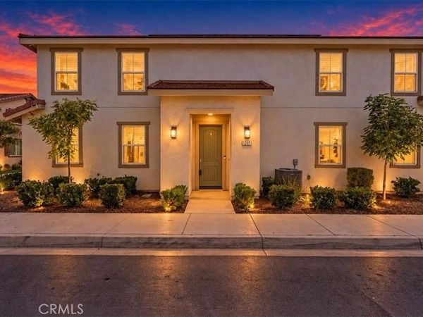 1201 Garnet Court, Colton, CA 92324