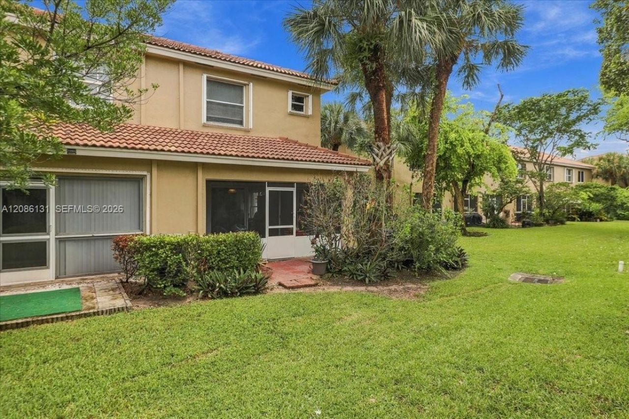 306 SW 120th Ave, Pembroke Pines, FL 33025 Photo