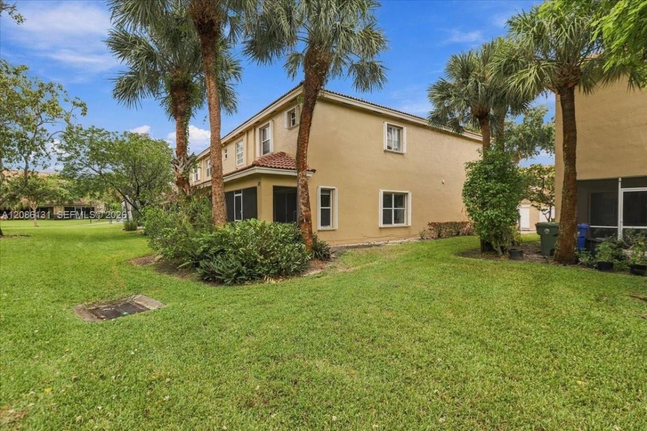 306 SW 120th Ave, Pembroke Pines, FL 33025 Photo