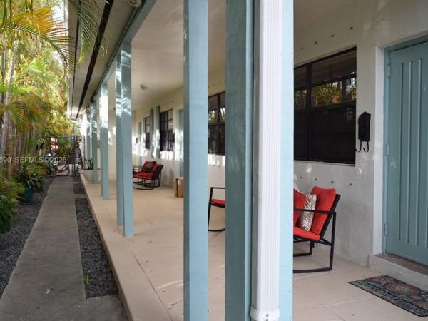 773 86th St, Miami Beach, FL 33141