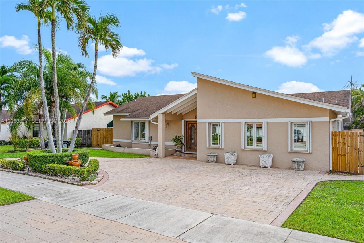 12855 SW 116th St, Miami, FL 33186 Photo