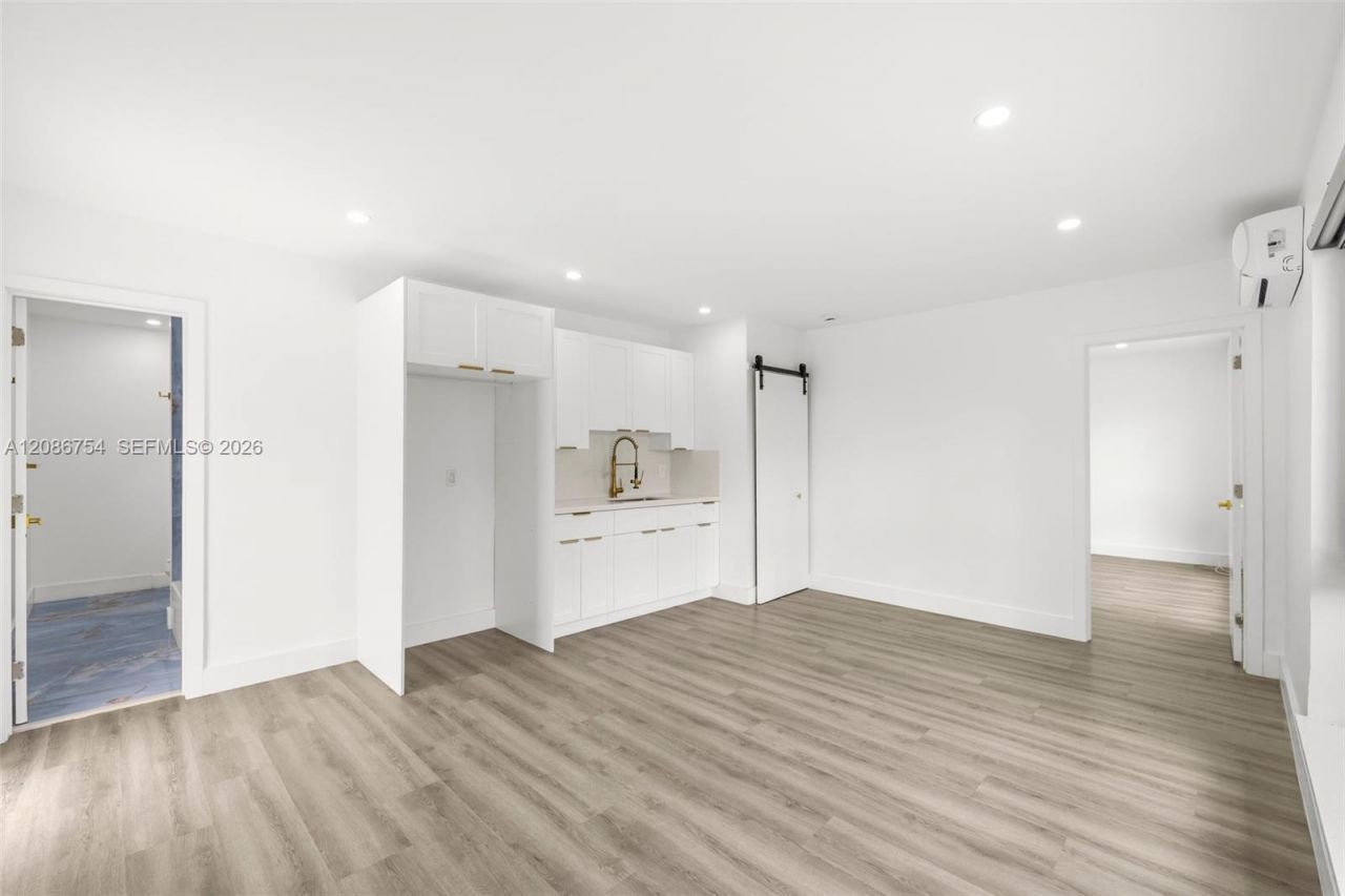 8253 W 14th Ct, Hialeah, FL 33014 Photo