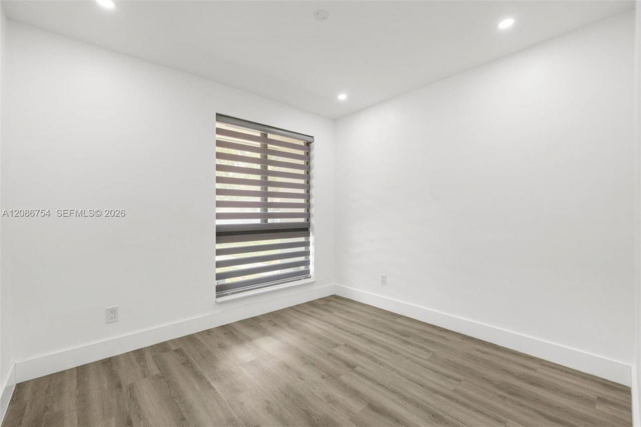 8253 W 14th Ct, Hialeah, FL 33014 Photo