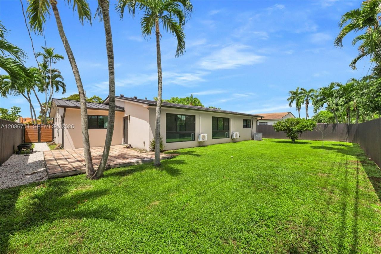 8253 W 14th Ct, Hialeah, FL 33014 Photo