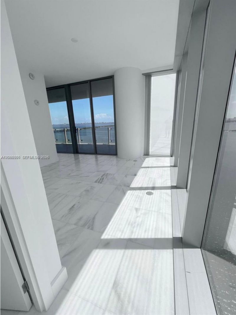 700 NE 26th Ter, Unit 2303, Miami, FL 33137 Photo