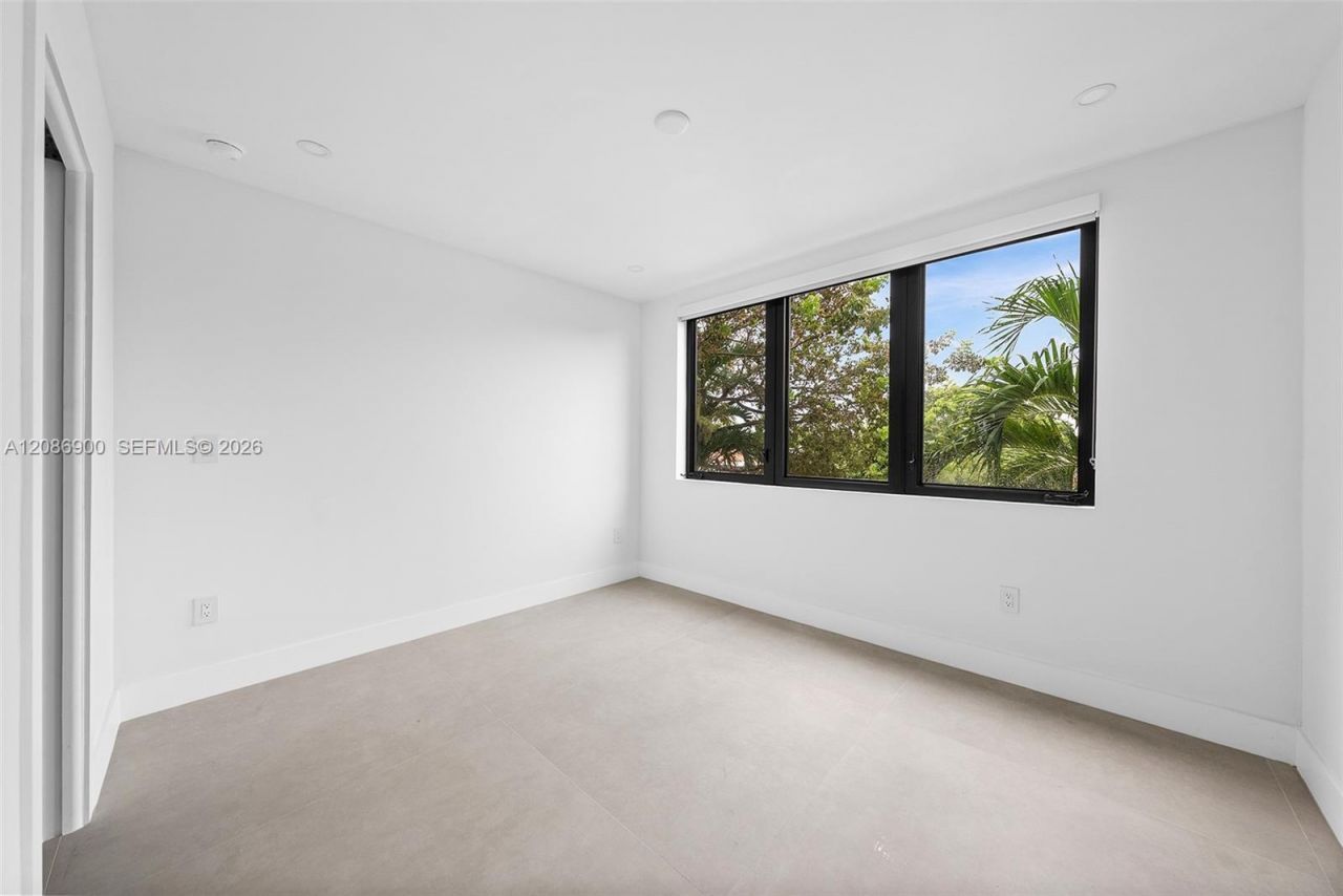 1502 SW 19th St, Miami, FL 33145 Photo