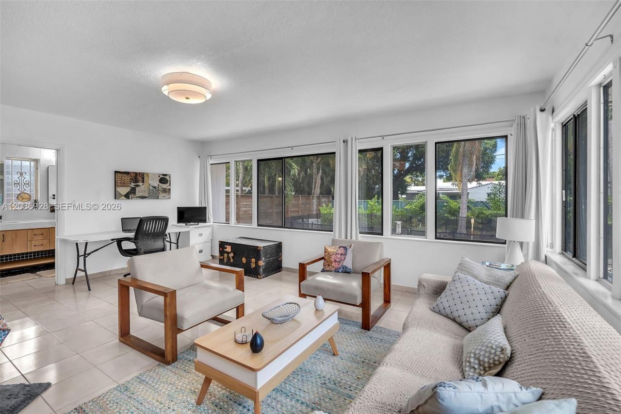 801 SW 24th Rd, Miami, FL 33129 Photo
