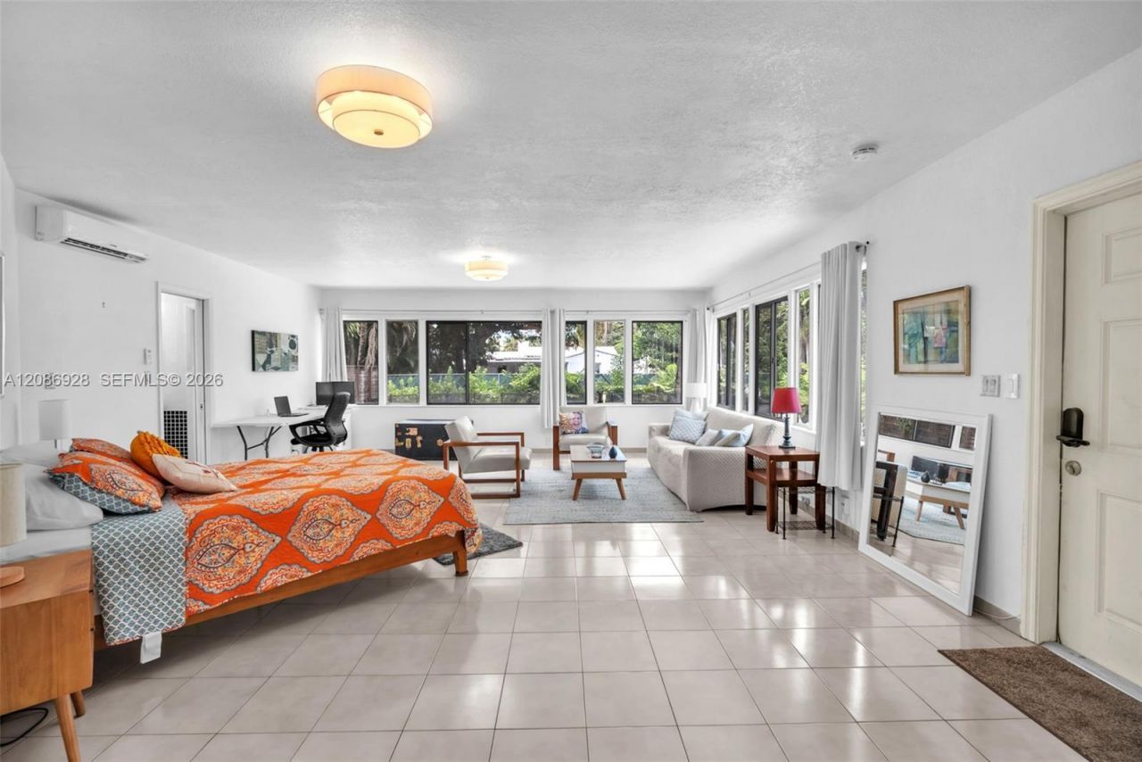 801 SW 24th Rd, Miami, FL 33129 Photo