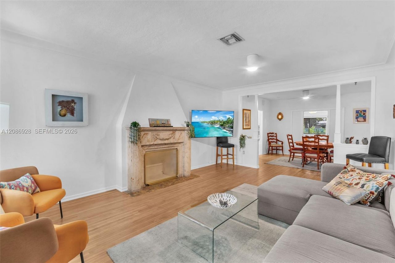 801 SW 24th Rd, Miami, FL 33129 Photo