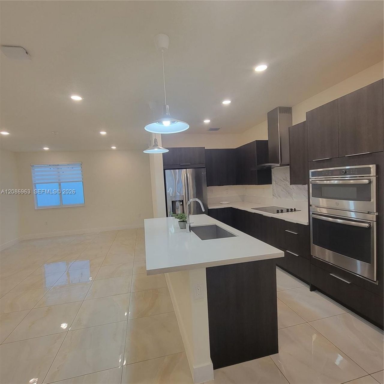 10275 NW 66th St, Doral, FL 33178 Photo