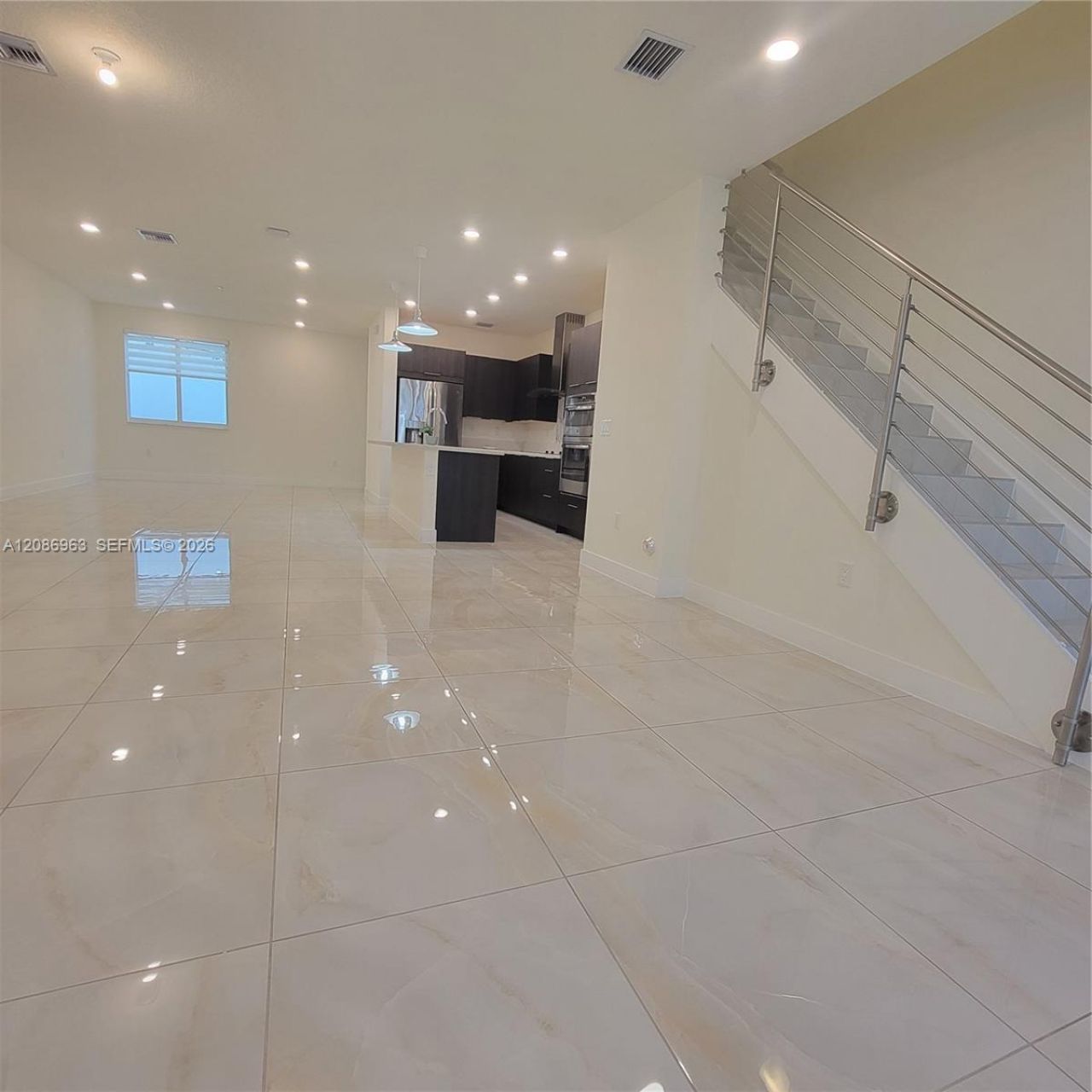 10275 NW 66th St, Doral, FL 33178 Photo