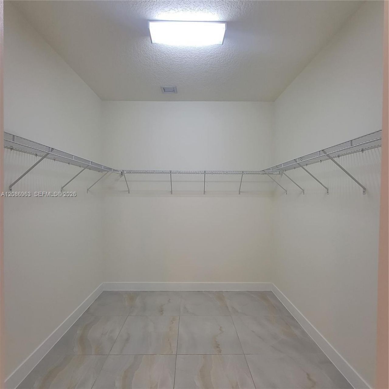 10275 NW 66th St, Doral, FL 33178 Photo