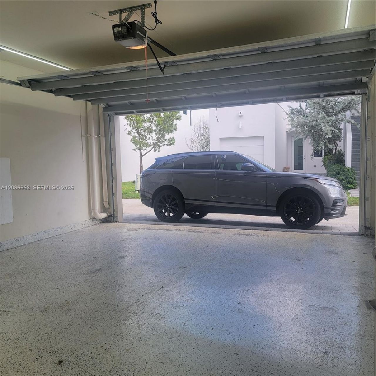 10275 NW 66th St, Doral, FL 33178 Photo