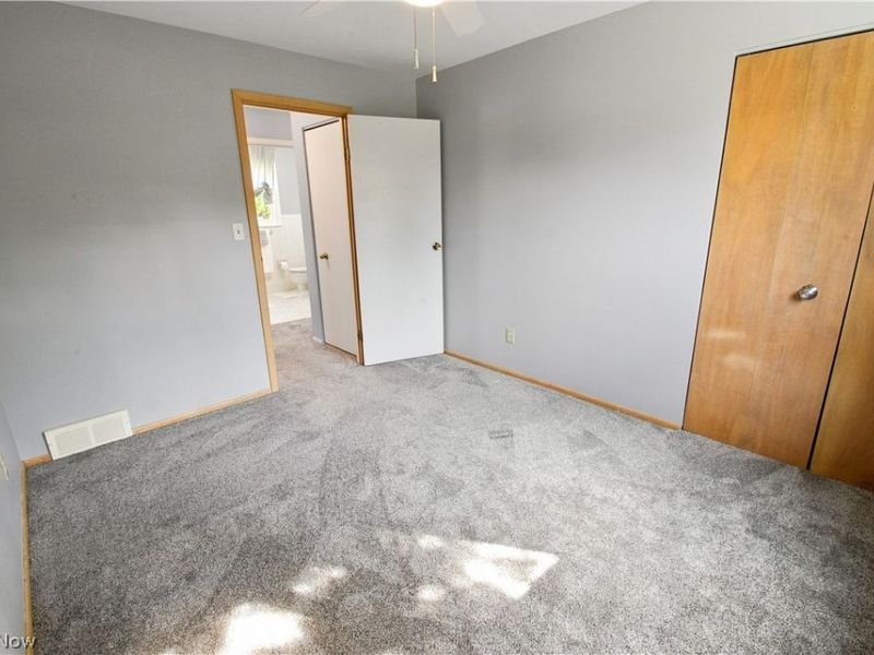 7591 Orlando Drive, Parma, OH 44134 Photo 16
