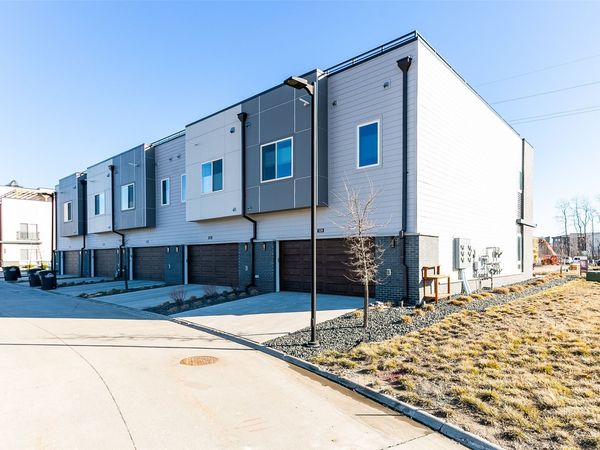 528 SW 12th Street, Des Moines, IA 50309