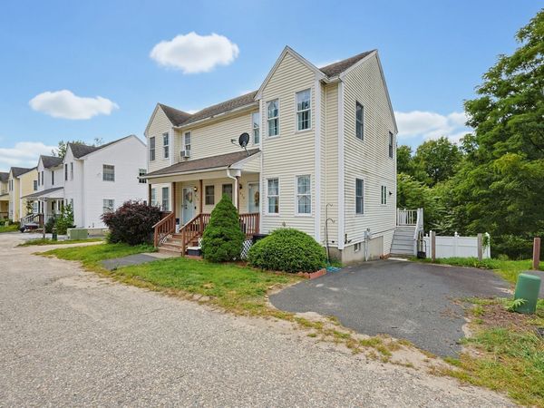 474 Plantation St, Worcester, MA 01605