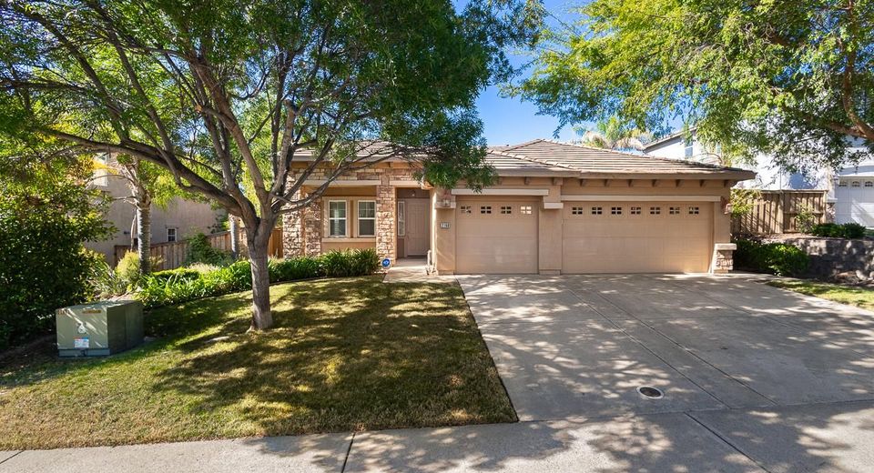 2160 Woodhead St, Folsom, CA 95630 Photo