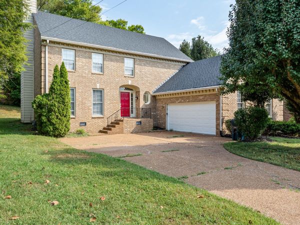 7408 River Park Dr, Nashville, TN 37221