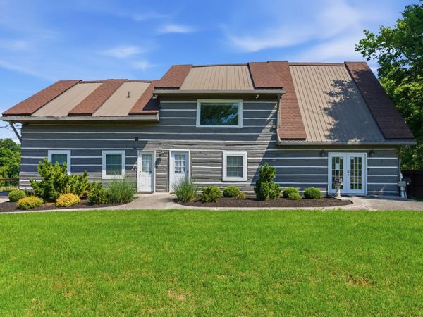 1732 River Hills Dr, Nashville, TN 37210
