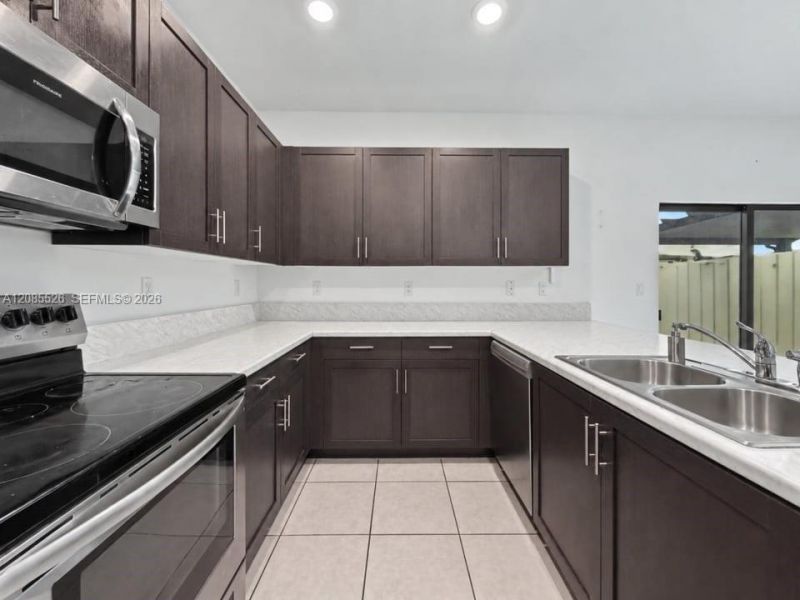 11805 SW 245th Ter, Homestead, FL 33032 Photo