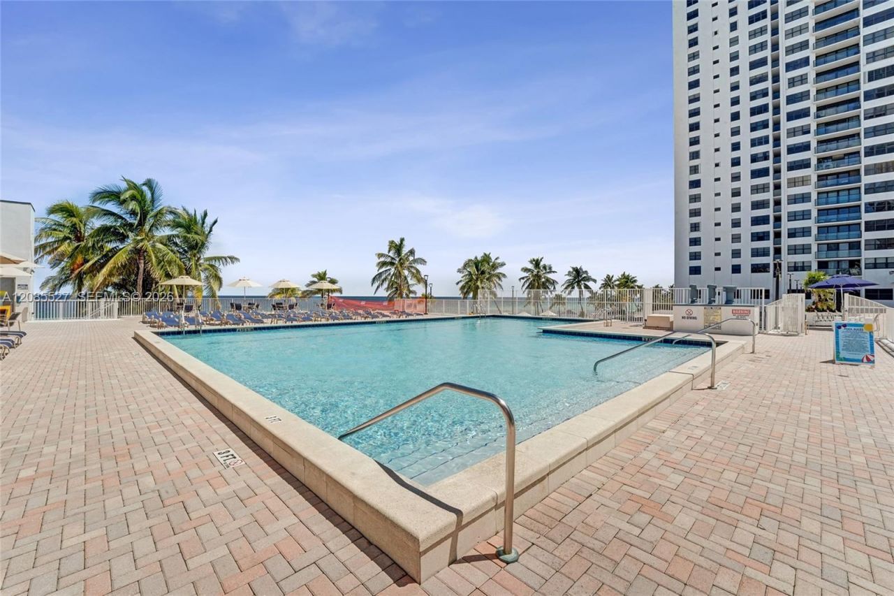 2301 S Ocean Dr, Unit 1608, Hollywood, FL 33019 Photo