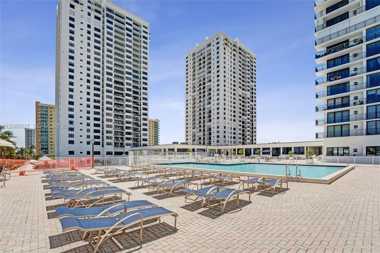 2301 S Ocean Dr, Unit 1608, Hollywood, FL 33019 Photo