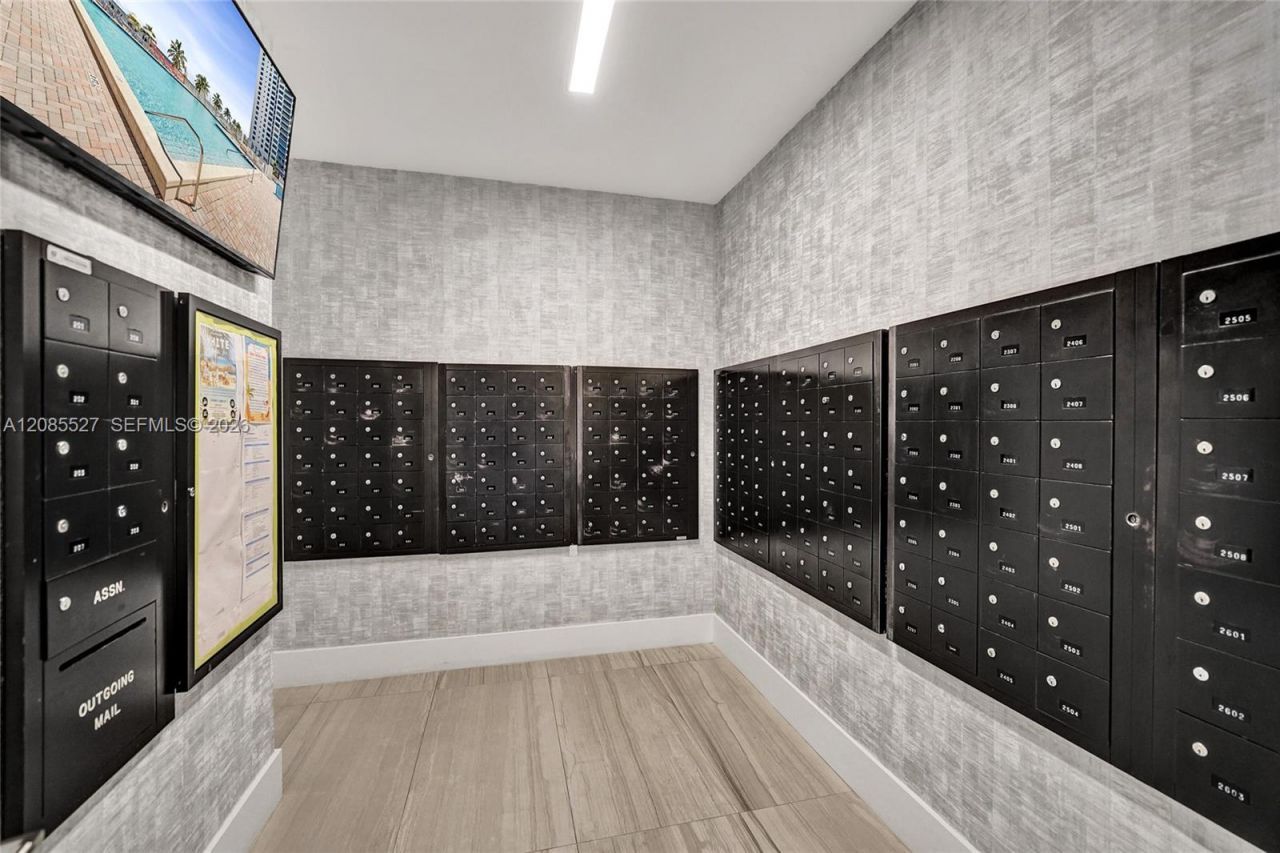 2301 S Ocean Dr, Unit 1608, Hollywood, FL 33019 Photo