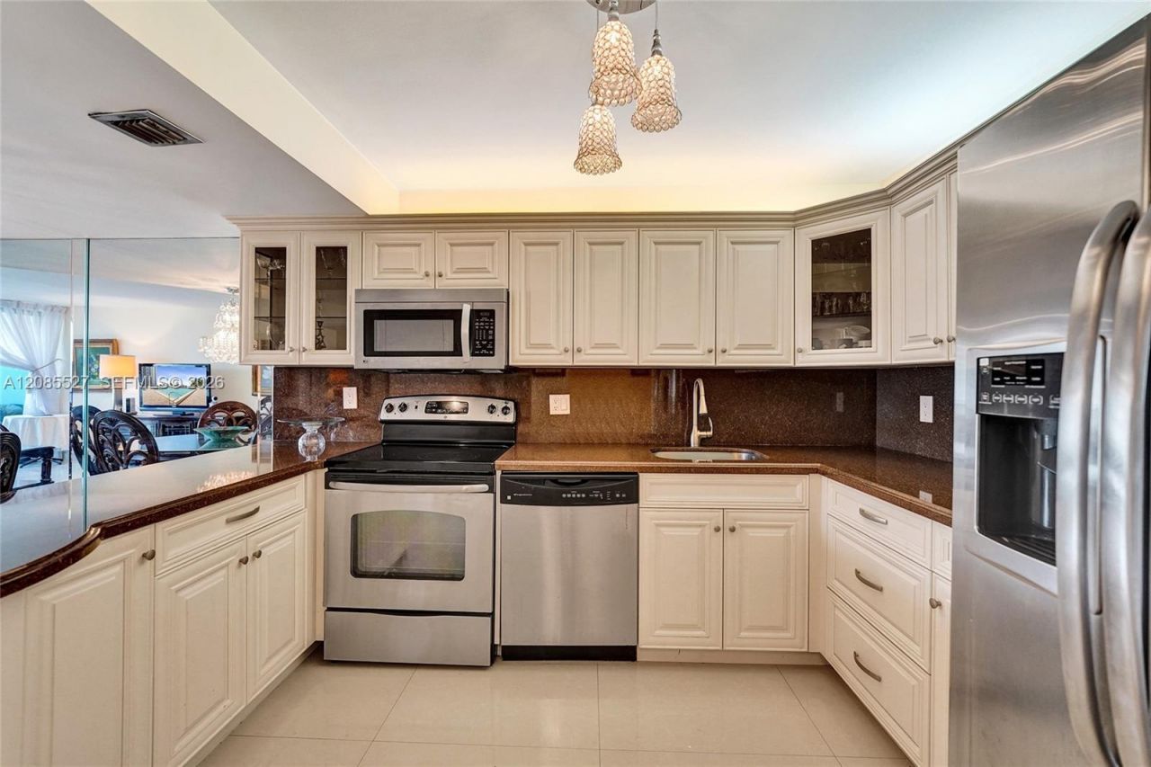 2301 S Ocean Dr, Unit 1608, Hollywood, FL 33019 Photo