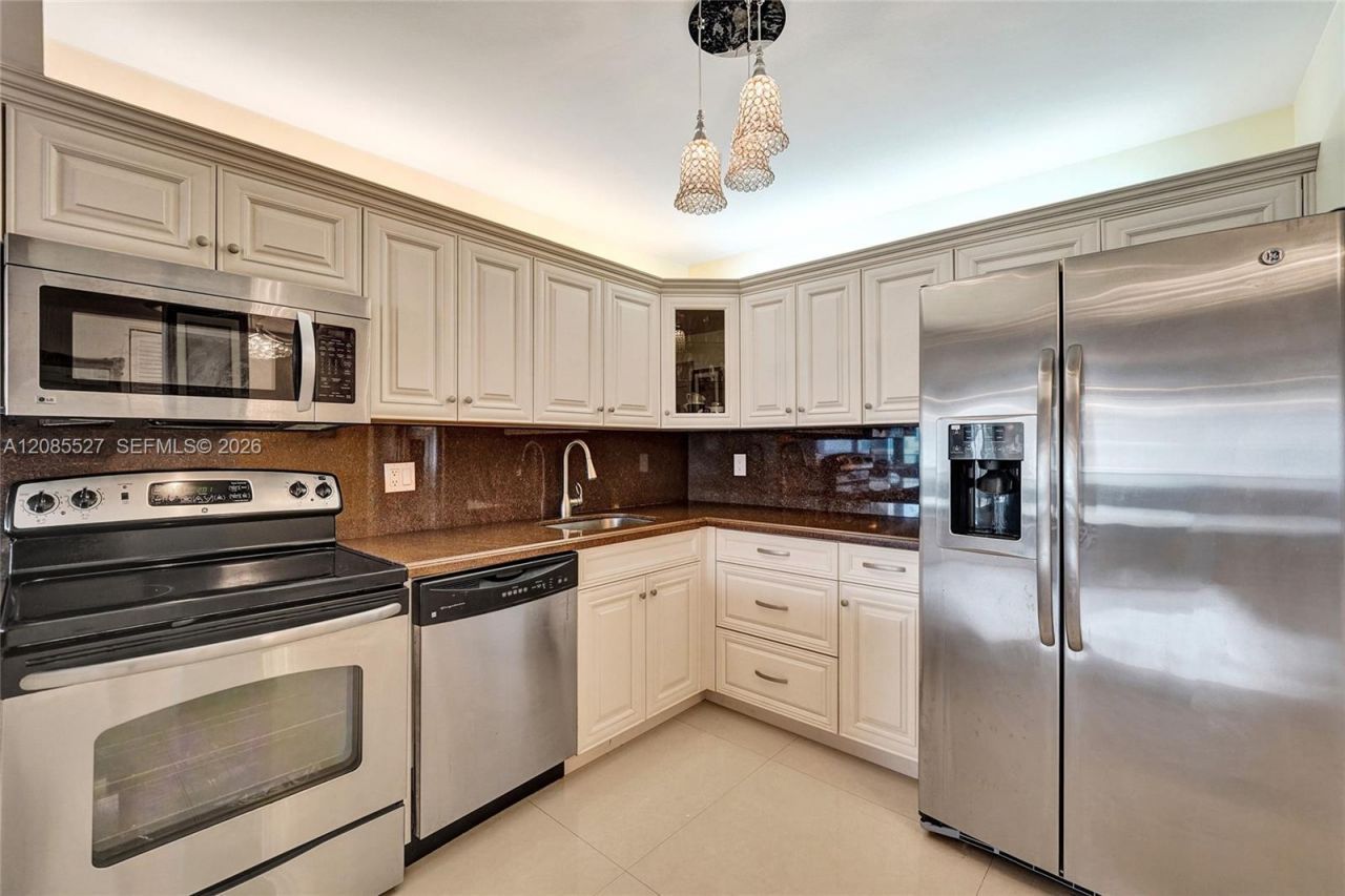 2301 S Ocean Dr, Unit 1608, Hollywood, FL 33019 Photo