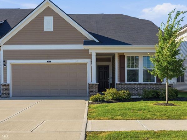 907 Tuxedo Drive , Westfield, IN 46074