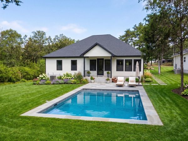 137 N Pohakea DR, Bastrop, TX 78602