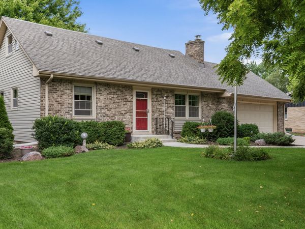 4328 Pennington Ln, Mount Pleasant, WI 53403