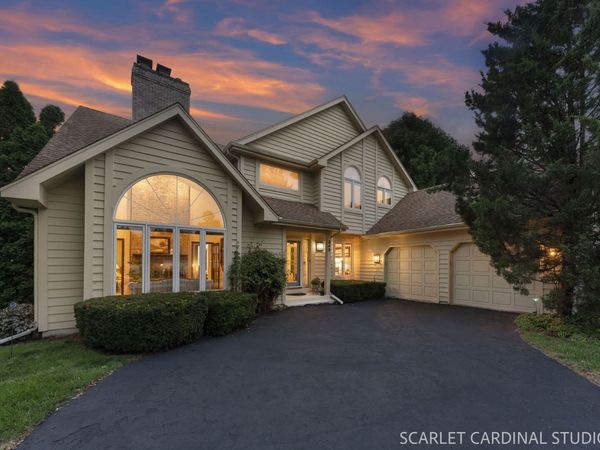 849 S River Road , Naperville, IL 60540